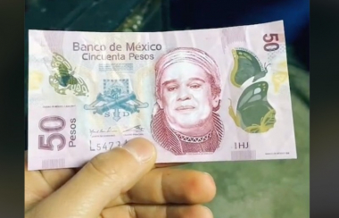 Viral: le dan billete de 50 pesos con cara de Juan Gabriel