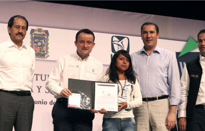 Supera 4.5 millones afiliación de estudiantes al IMSS