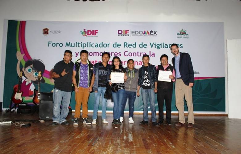 A través de foro alertan a la niñez sobre la trata de personas