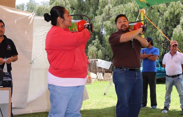 Capacita IMEPI a gremio pirotécnico de Tultepec