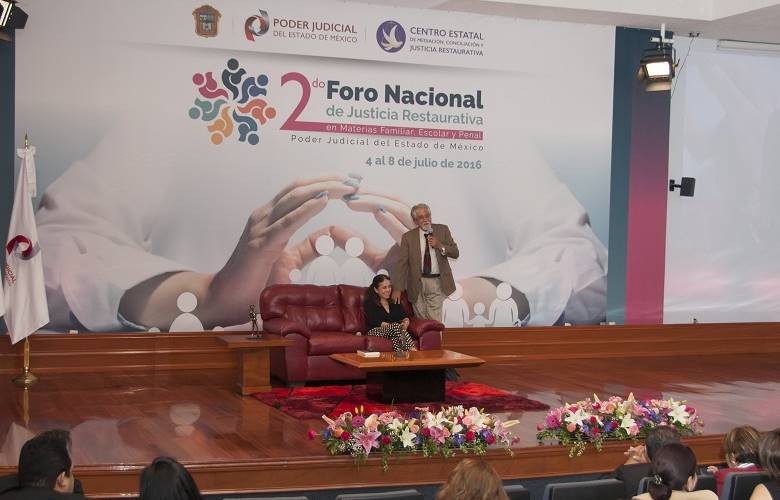 Escuchar con empatía, clave para mejorar relaciones