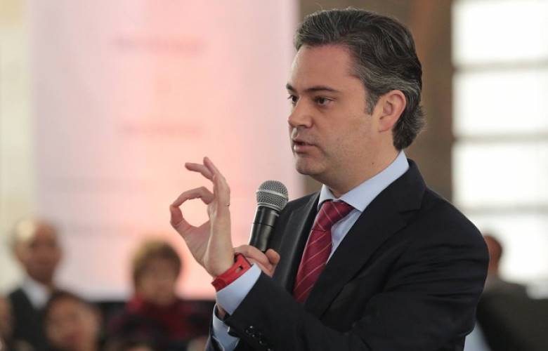 Hay tiempo para salvar ciclo escolar en estados afectados por sismos: Nuño