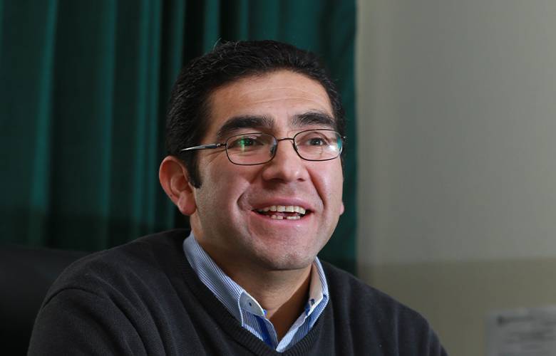 Sueldo mínimo tendría que oscilar entre 250 y 300 pesos