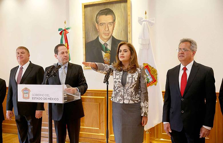 Toma protesta eruviel ávila a ana lilia herrera como secretaria de educación del EDOMEX