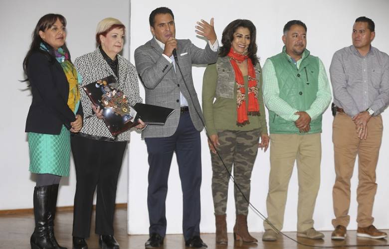 Aporta especialista elementos para combatir el bullying