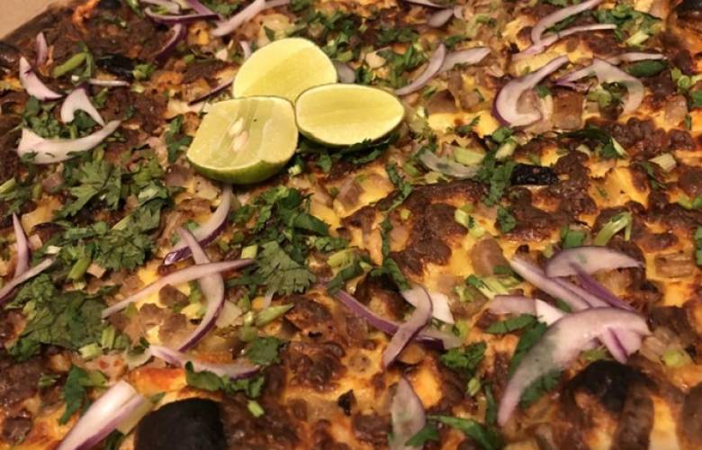 LlegÃ³ la pizza de suadero 