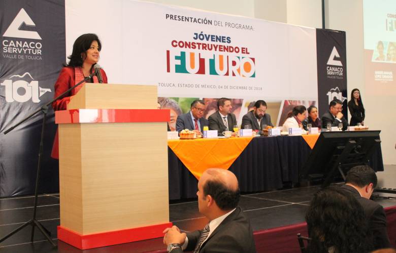 Atiende EDAYO más de 100 mil jóvenes para insertarlos al mercado laboral