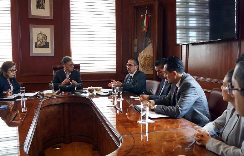 Analizan fiscalía general y UAEMEX apoyos para que policías de investigación cursen una carrera universitaria
