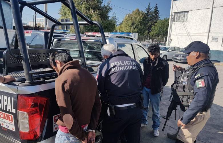 Evita policía de Metepec fuga de tres delincuentes