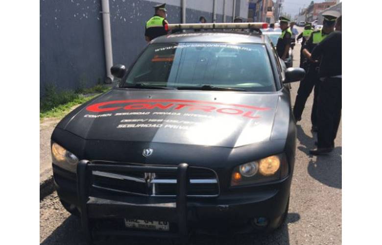 Detiene ces a nueve por usurpación de funciones en empresas privadas