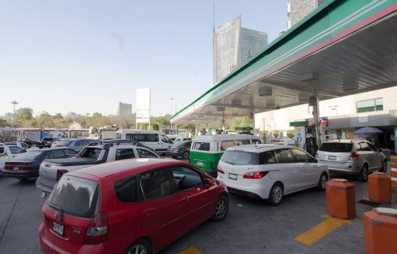 Distribución de combustible se normalizará el fin de semana: Jesús Ramírez  