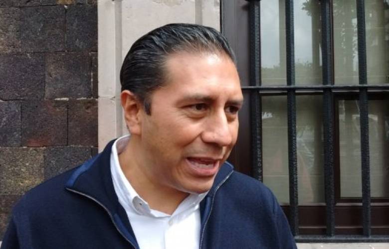 Analizará Juan Rodolfo cobro de agua a edificios públicos