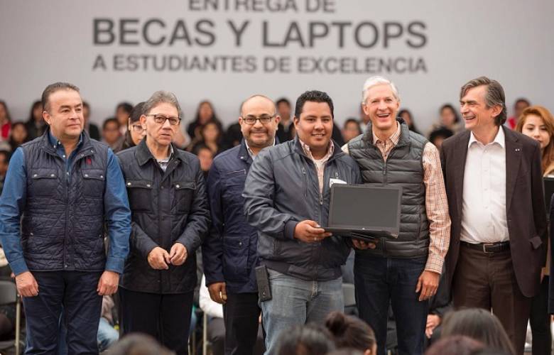 Duplicará edoméx becas para estudiar inglés en Canadá: Alfredo Del Mazo