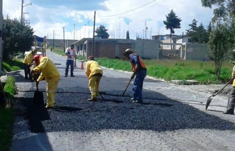 Bacheo en Toluca, acción continua de la administración municipal