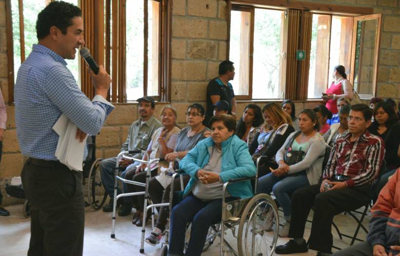 Entregan apoyos y seguro de vida para jefas de familia en Cuautitlán Izcalli