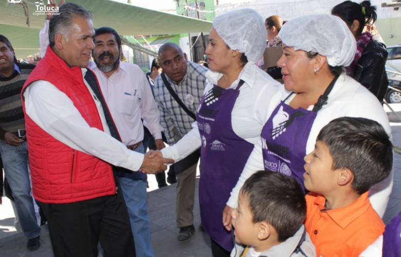 Mujeres admirables las voluntarias de los comedores comunitarios: fernando zamora morales