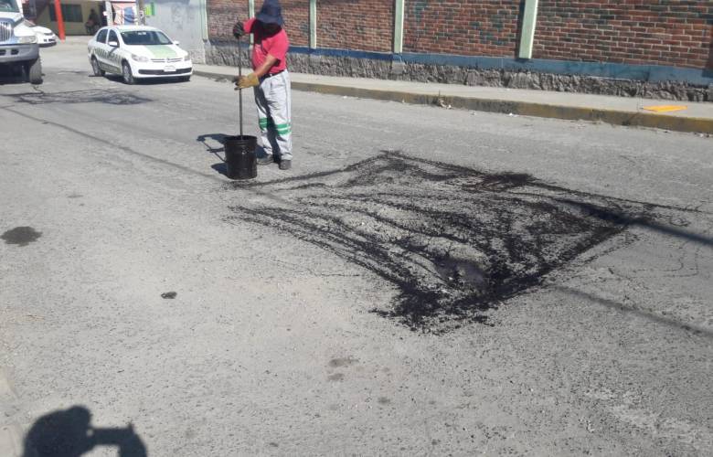Registra avances programa de bacheo en calles y avenidas de Toluca