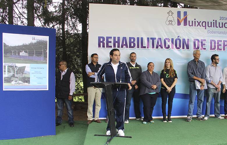 Entrega Huixquilucan rehabilitación de deportivo en dos ríos