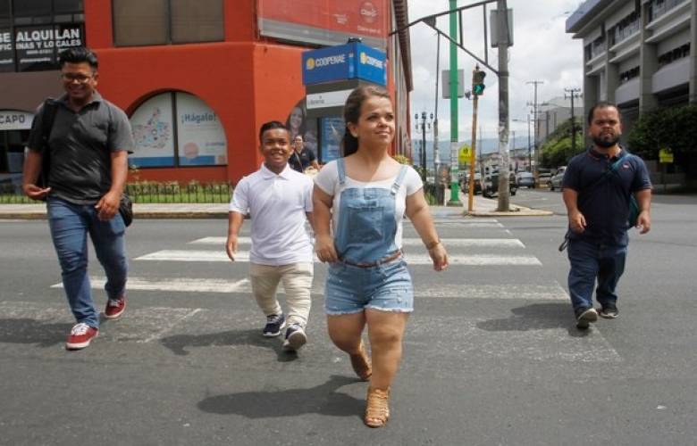 Contemplan gente pequeña en ley de personas con discapacidad
