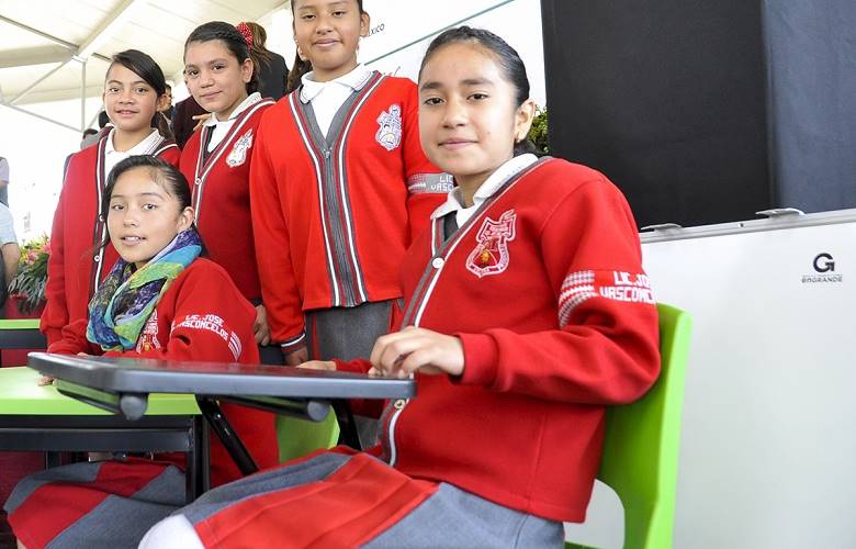 Intenso trabajo para consolidar la educación en Izcalli