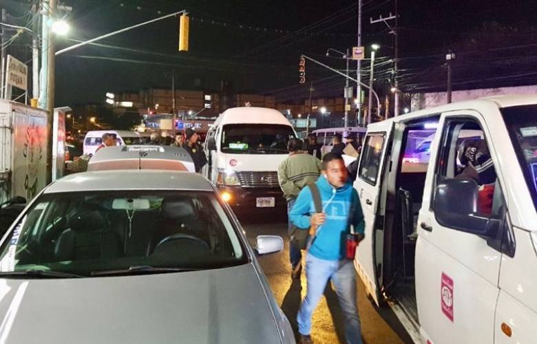 Refuerzan revisión de unidades de transporte en paradero cuatro caminos