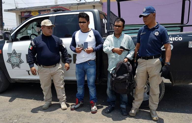Captura Policía de Toluca a dos por presunto robo con violencia en San Andrés Cuexcontitlán