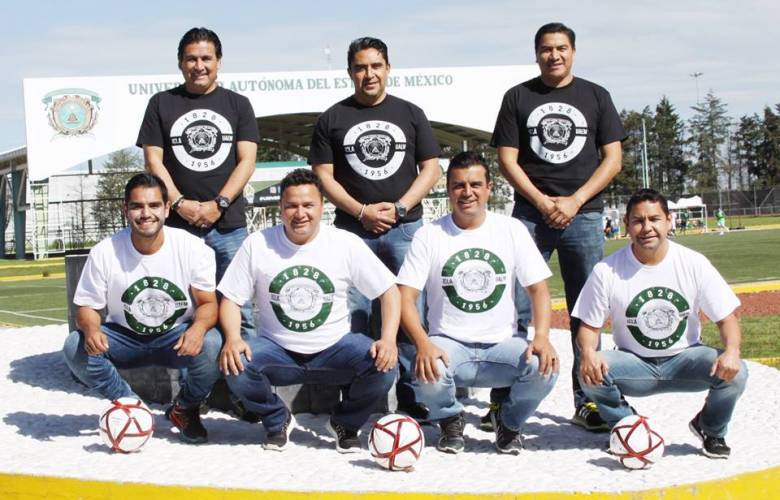 Se parte del equipo de futbol universitario de la UAEM