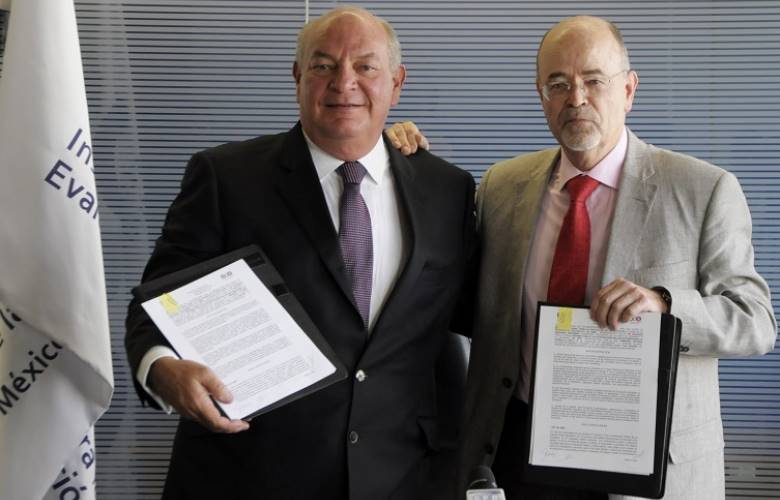 Firman INEE y el Sistema Público de Radiodifusión del Estado Mexicano (SPR) convenio para difundir contenidos sobre evaluación educativa