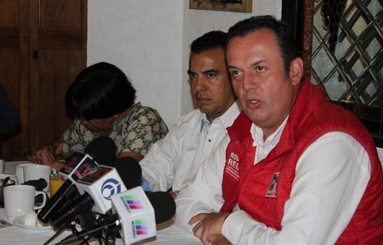 Presenta Rodrigo Reyna propuestas de seguridad para Naucalpan