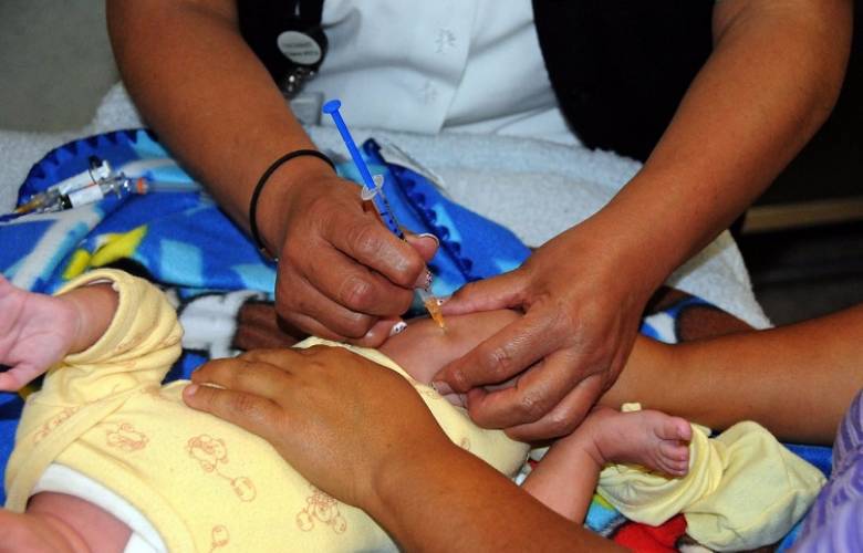 Recibe Edoméx 78 mil dosis de vacuna contra hepatitis B