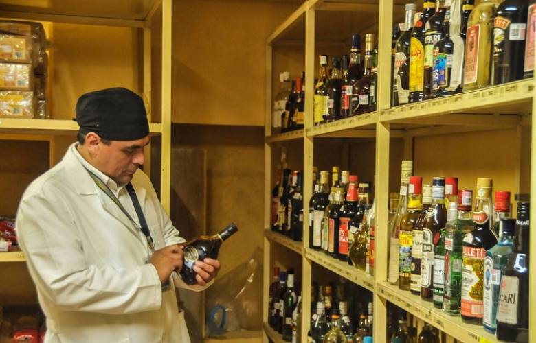 Realiza Salud operativo contra bebidas no adulteradas