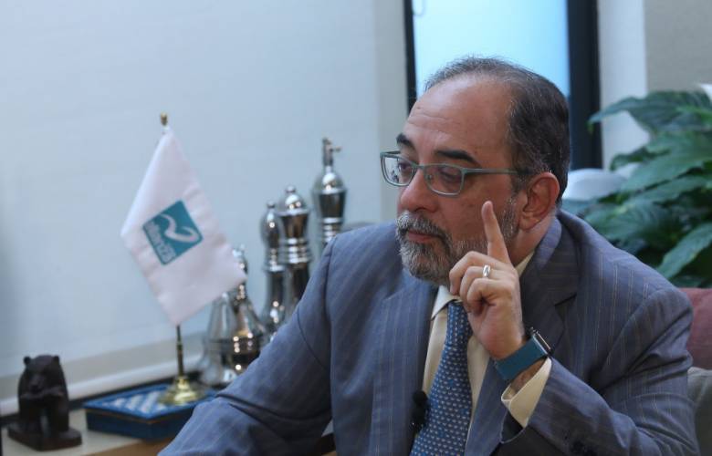 Renuncia de Margarita Zavala es efecto de la desigualdad en la contienda: Luis Castro