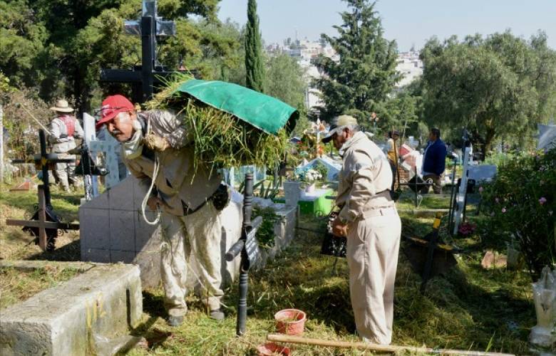  Servicios públicos de Cuautitlán Izcalli incrementa acciones en víspera del día de muertos