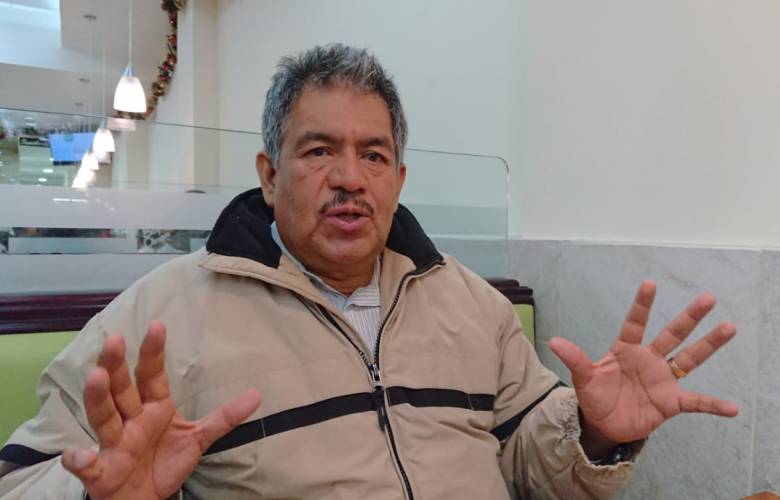 Líder del SNTE abandonó a trabajadores afirma la organización 