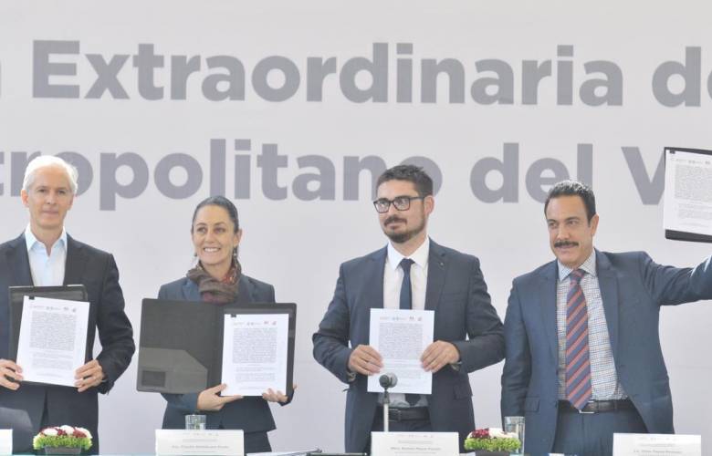 Firman iniciativa de Ley de Desarrollo Metropolitano para el  Valle de México