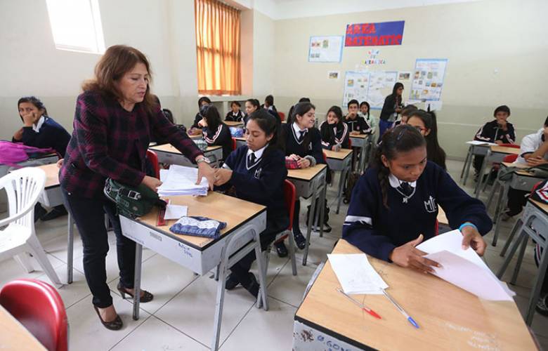 Avala Banco Mundial a escuelas de tiempo completo