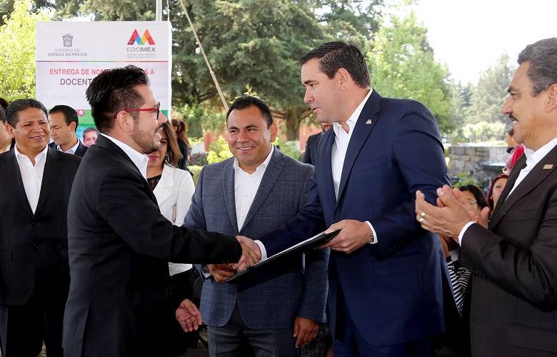Reciben nombramiento docente de nuevo ingreso en educación básica
