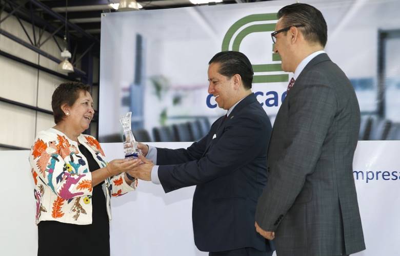 CONCAEM reconoce gestión de Jorge Olvera