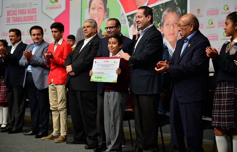 Anuncia eruviel Ã¡vila mÃ¡s becas para hijos de trabajadores sindicalizados