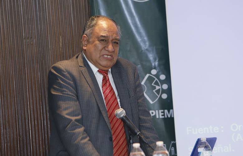 Asiste a las actividades finales del Congreso Internacional 