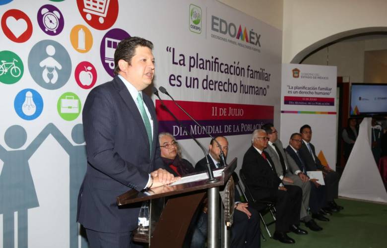 Firman Metepec y COESPO convenio para intercambio de información