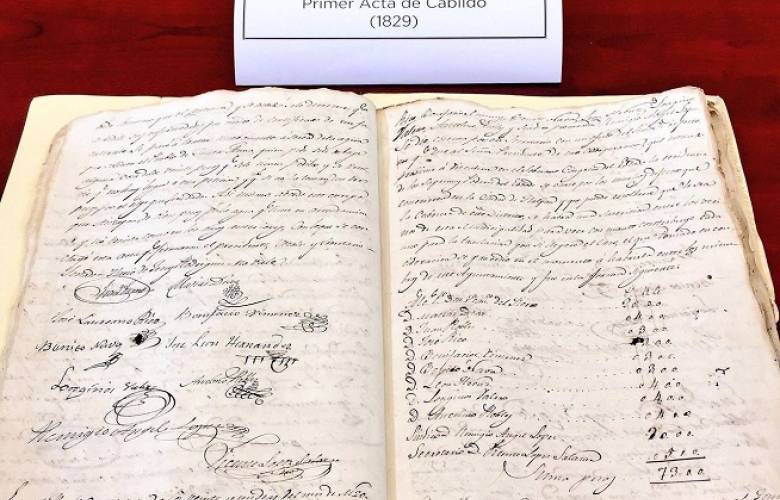 Rescata Metepec archivo histórico con gran valor cultural