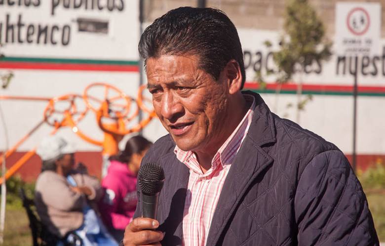 Manuel Castrejón pide licencia para contender de nuevo por Zinacantepec