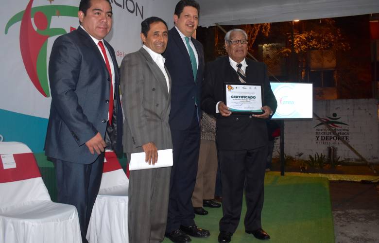 Inauguran Paseo de la Fama del Deporte en Metepec