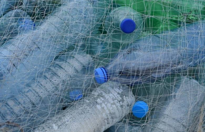    Principales productores de plástico firman acuerdo global contra la contaminación