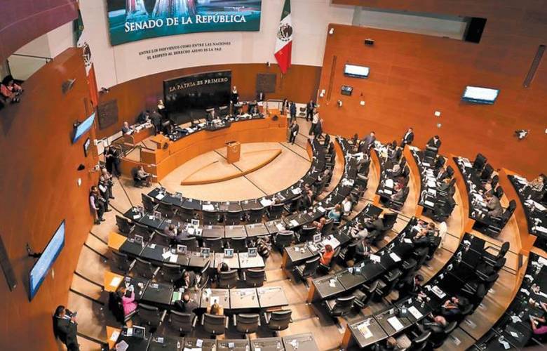 Publican ley que quita pensiones a ex presidentes