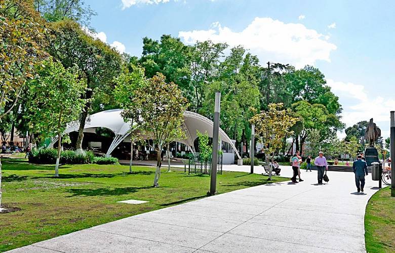 Invitan a disfrutar los parques y jardines emblemáticos de Toluca