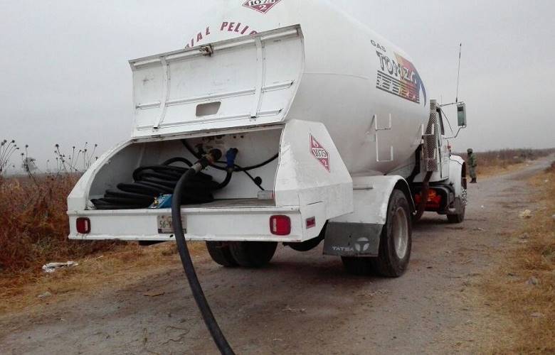Ubican una toma clandestina de hidrocarburo en Tultepec