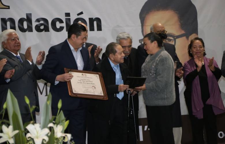 Celebrán 66 años del SMSEM