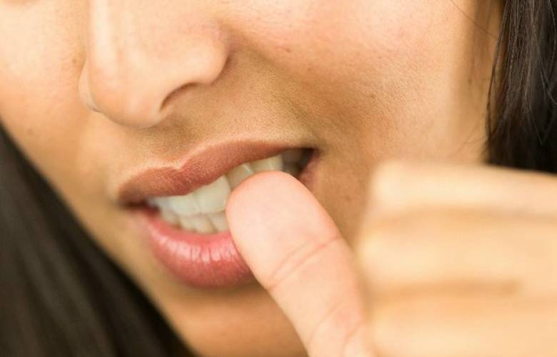 ¿Sabes qué es la Dermatofagia?